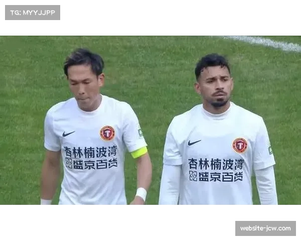 辽宁铁人邦本宜裕点球命中 王献钧禁区内拉人染红送点